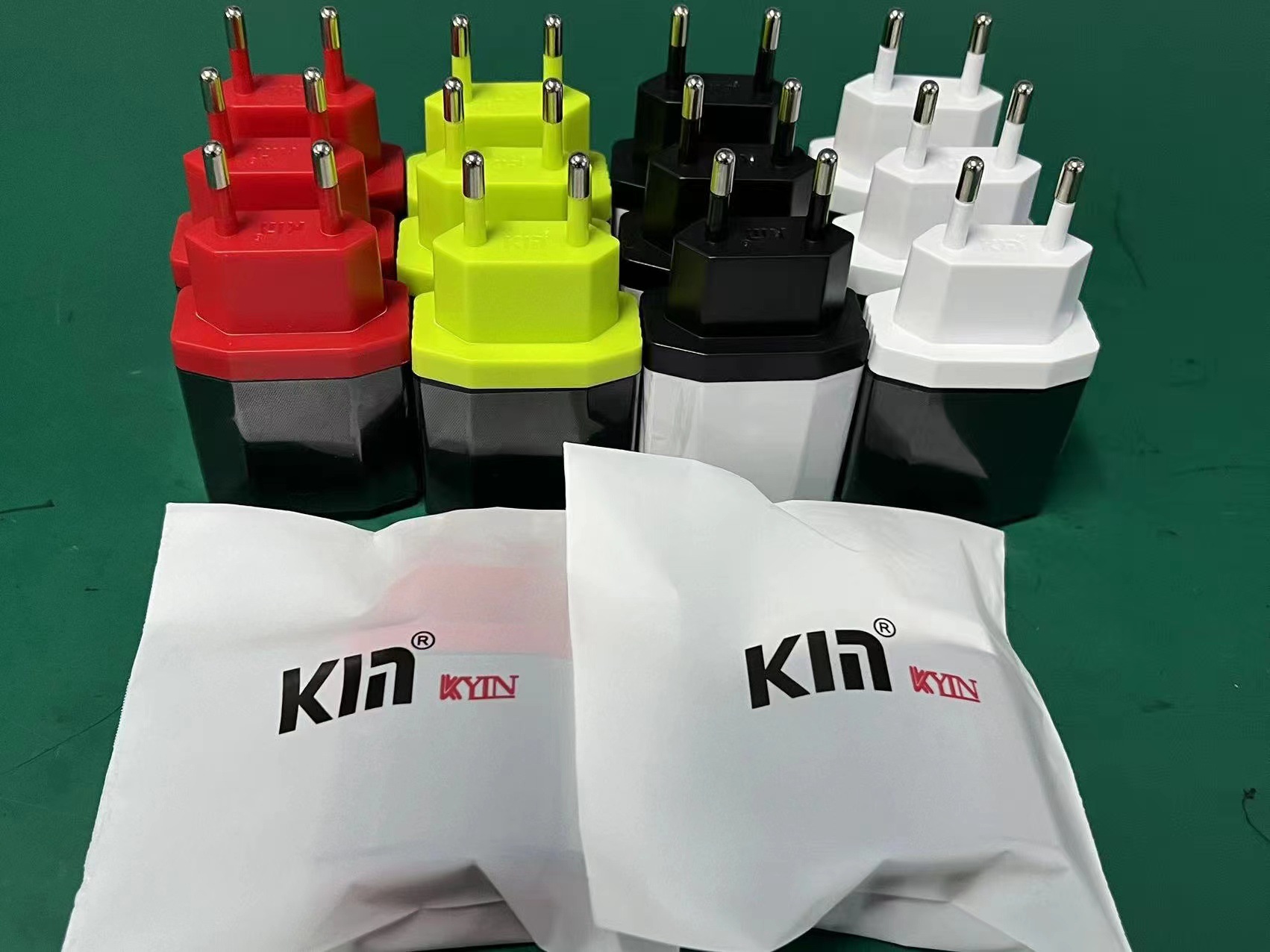 欧规充电器实物图 (5)