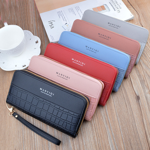 New hand wallet women's long zipper wallet fashion retro large capacity mobile phone bag crocodile pattern soft leather wallet