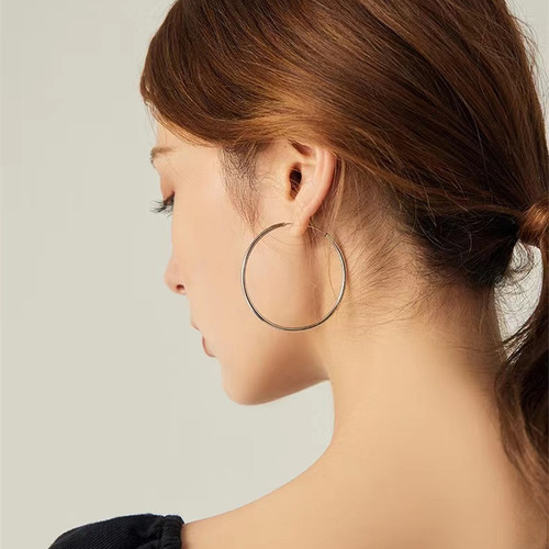 s925 sterling silver large hoop earrings for women European and American temperament cool style earrings new fashion versatile high-end earrings