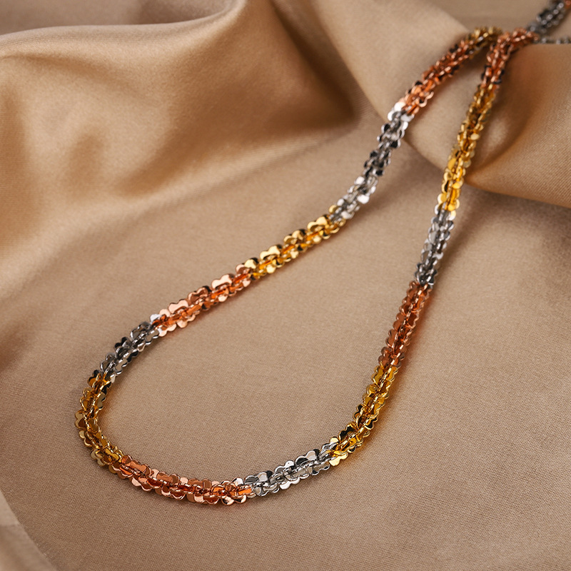 Zhuang Sheng joyería temperamento retro nicho al por mayor collar de diseño versátil galvanizado color oro cubano cadena traje mujeres