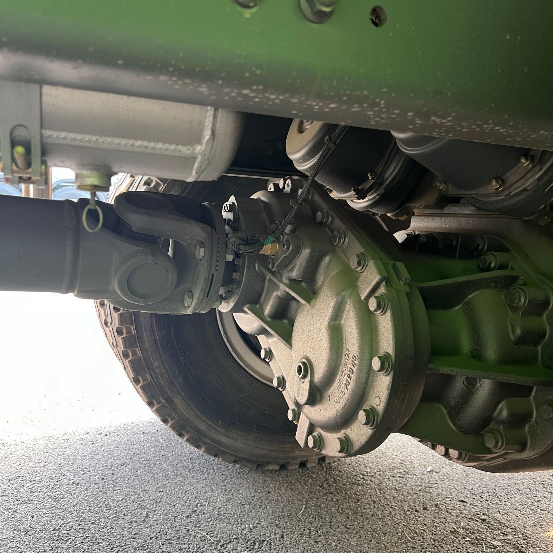 Exported to China: Sinotruk Sitrak Front-Four-Wheel-Drive Rear-Eight-Wheel Dump Truck, Specialized for Transporting Gravel and Soil