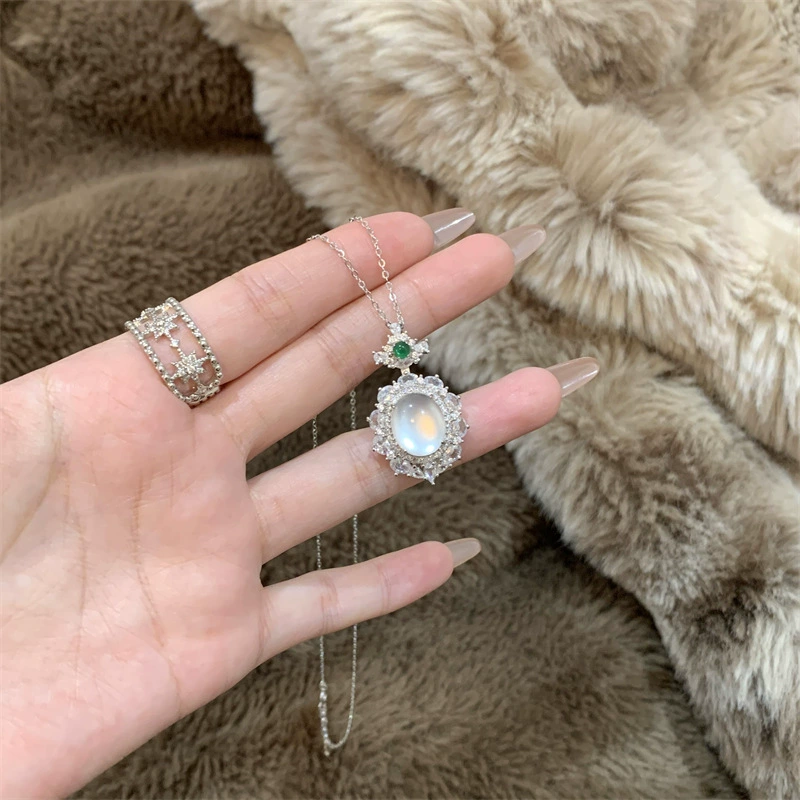 New Chinese Style Diamond Ice Egg Noodles Necklace Women's Retro Light Luxury High-end Necklace All-match Elegant Fashion Clavicle Chain