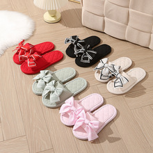 ��Ь�����Y�¿����Ь�o���o����͸���B�_��Ь����Ӽ�һ����