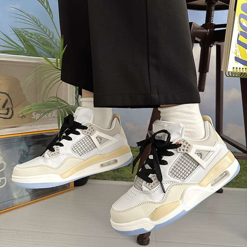 Zapatillas de baloncesto con colchón de aire para niños 2025 verano nuevo estilo salvaje ins color en contraste zapatos blancos de suela gruesa zapatillas deportivas