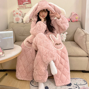 �ɼ��׼ӽq�Ӷ����Bñ�ʴ����ӼҾӷ��A��ɺ���q˯��Ů�a�Ӻ�˯��