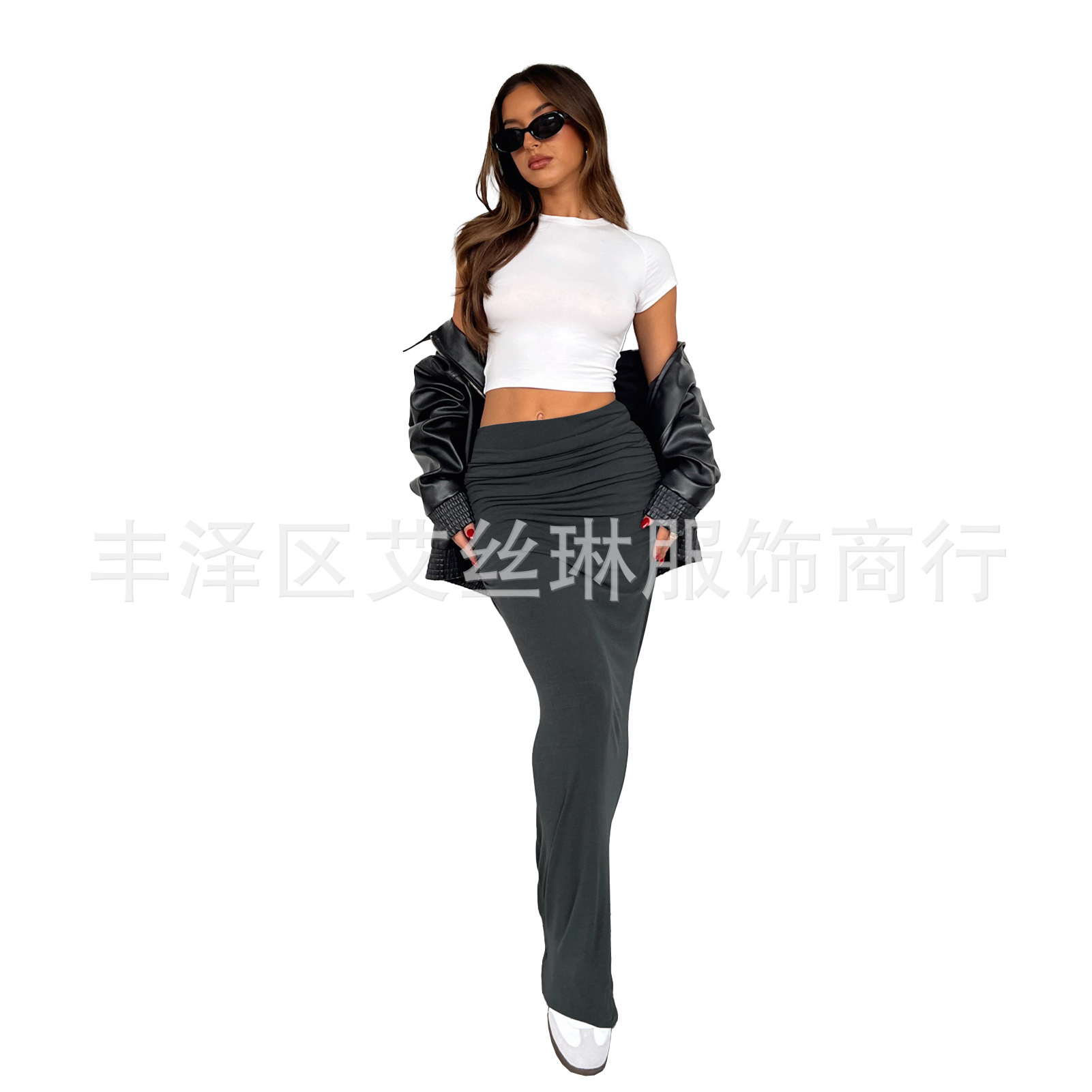 6733 深灰色模特图4.jpg