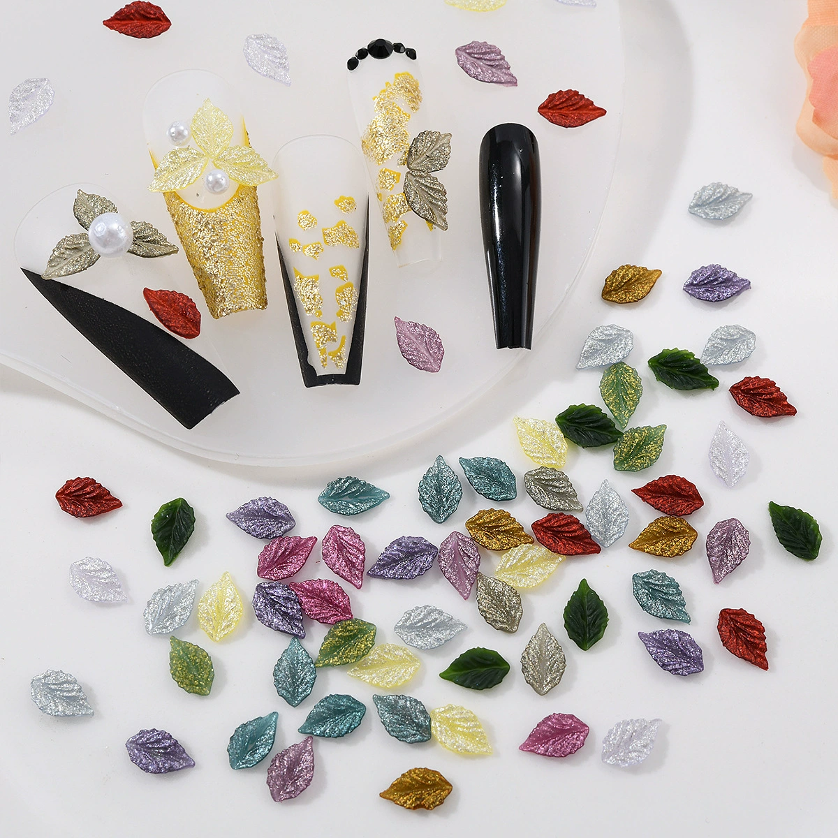 Трансграничные новые украшения для ногтей смешанные цвета смолы маленькие листья листья украшения для ногтей