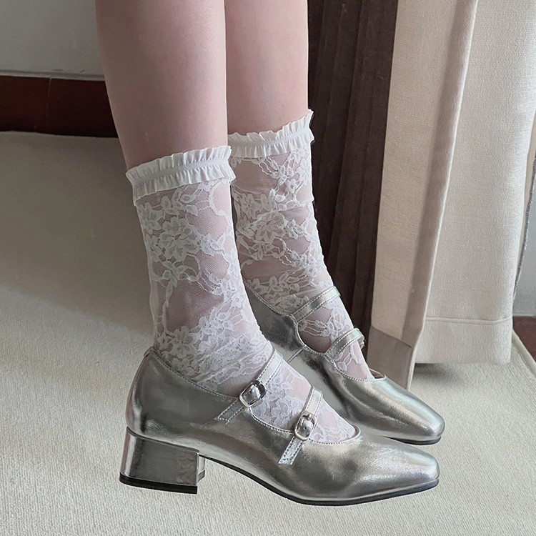 Versión de piel de oveja nuevo estilo francés plata hebilla de tacón medio de cabeza cuadrada zapatos de mujer Mary Jane zapatos de tacón grueso