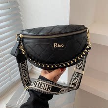 新款包包女韩版时尚纯色胸包车缝线字母腰包链条手提包斜挎胸包