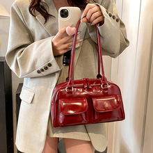 �n�泱��С���OӋҸ�·�����Ů2025�ļ��¿�μ粨ʿ�D�����g���