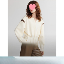 ELLE�OӋ�мكɼ�ƴ��ײɫ�l��Ů2025�����¿������ް��L������