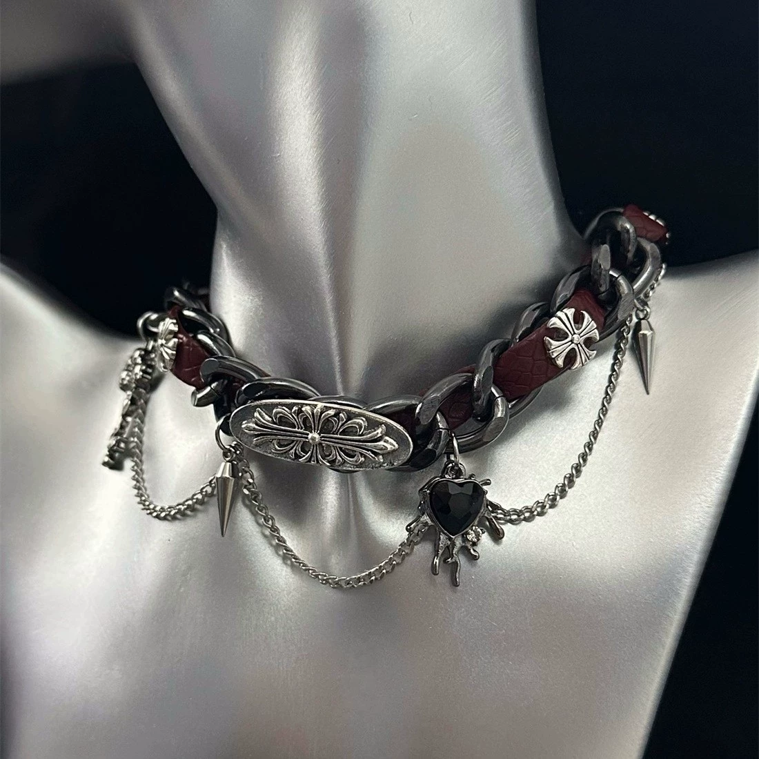 Choker Cluber Metal-Leather Collar, Y2K Subculture Style, Chain & Cross Charms