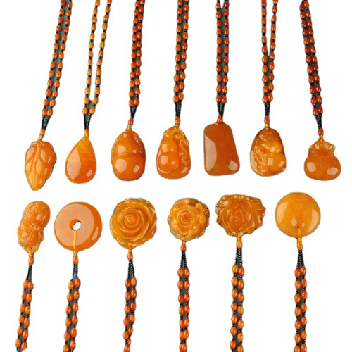Old beeswax sweater chain 10 yuan model red women's beeswax sweater chain beeswax shape necklace