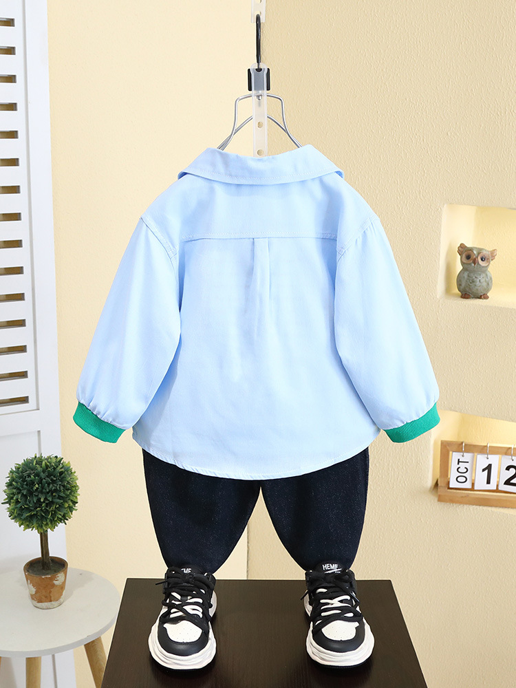 7530 Camisa de dibujos animados para niños 2025 primavera nuevo estilo estilo occidental primavera y otoño chaqueta coreana para niños top de manga larga