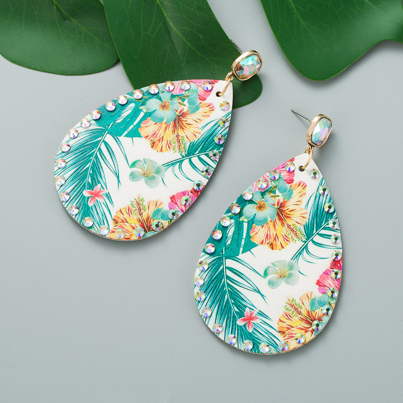 Bohemian Color Flower Print Leather Earrings display picture 3