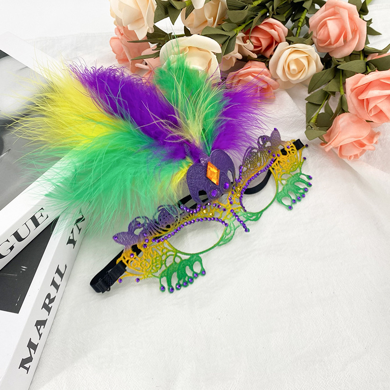 Carnaval transfronterizo máscara de encaje dorado y púrpura máscara de Halloween máscara de mitad de cara sexy