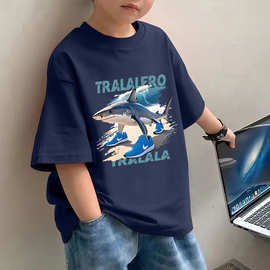 2025夏季纯棉新款鲨鱼鞋子印花T恤短袖男女童中大童百搭宽松上衣