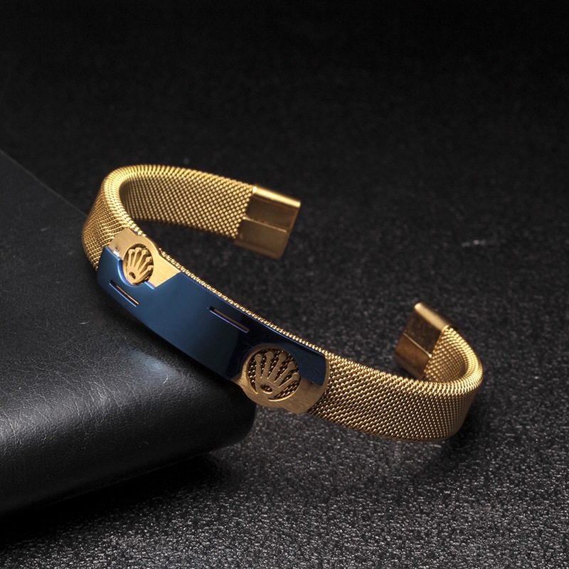 Brand Cuff bangles (4)