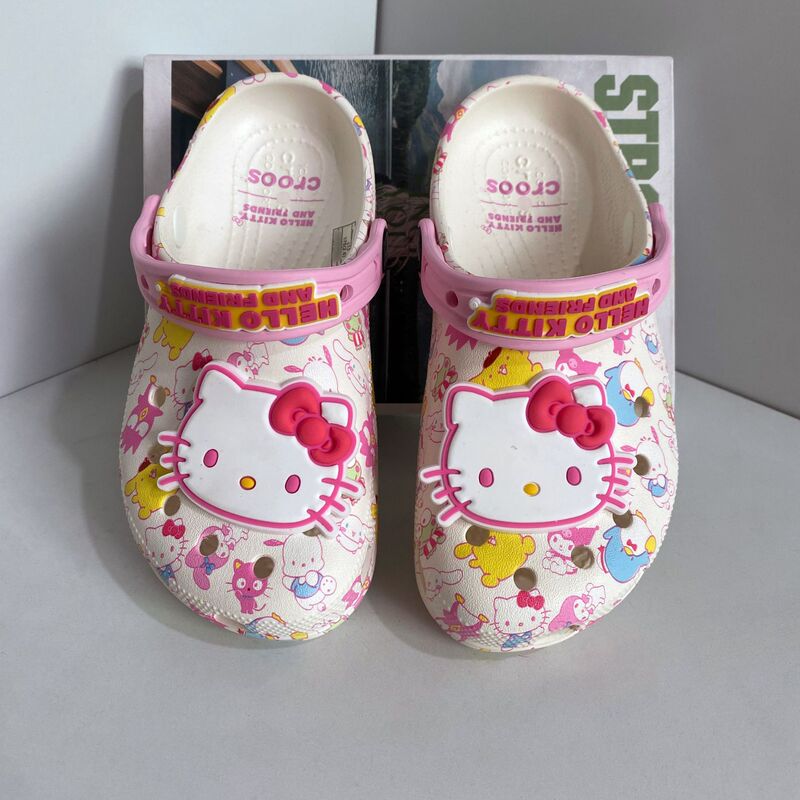 2026 New Hello Kitty Clogs for Boys, Slippers for Girls, Co-Branded Cute Beach Shoes with Logo