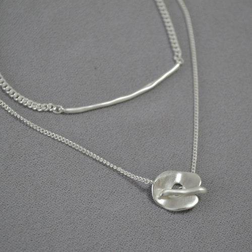 Japanese niche design KOBAYashi Kana co-branded brass plated retro silver double layered chain necklace pendant