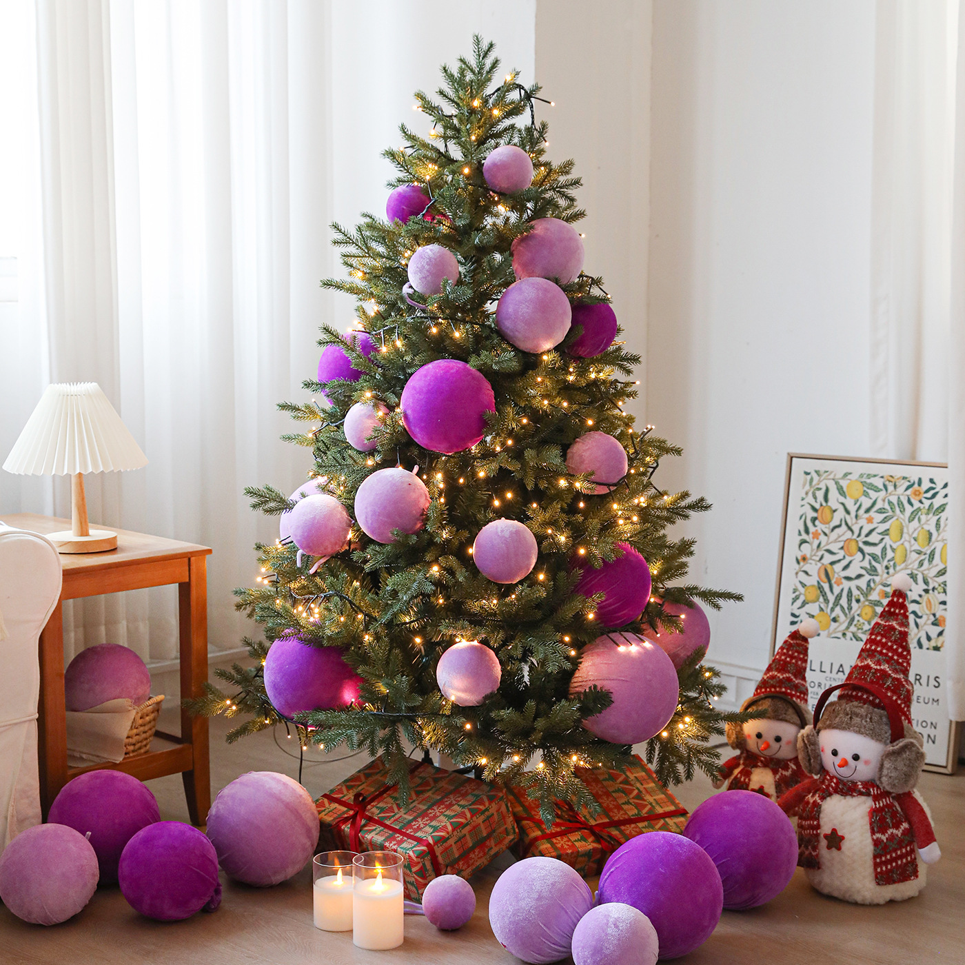 Nuevo producto de tela de flocado púrpura bola de Navidad árbol de Navidad decoración colgante bola colgante decoración
