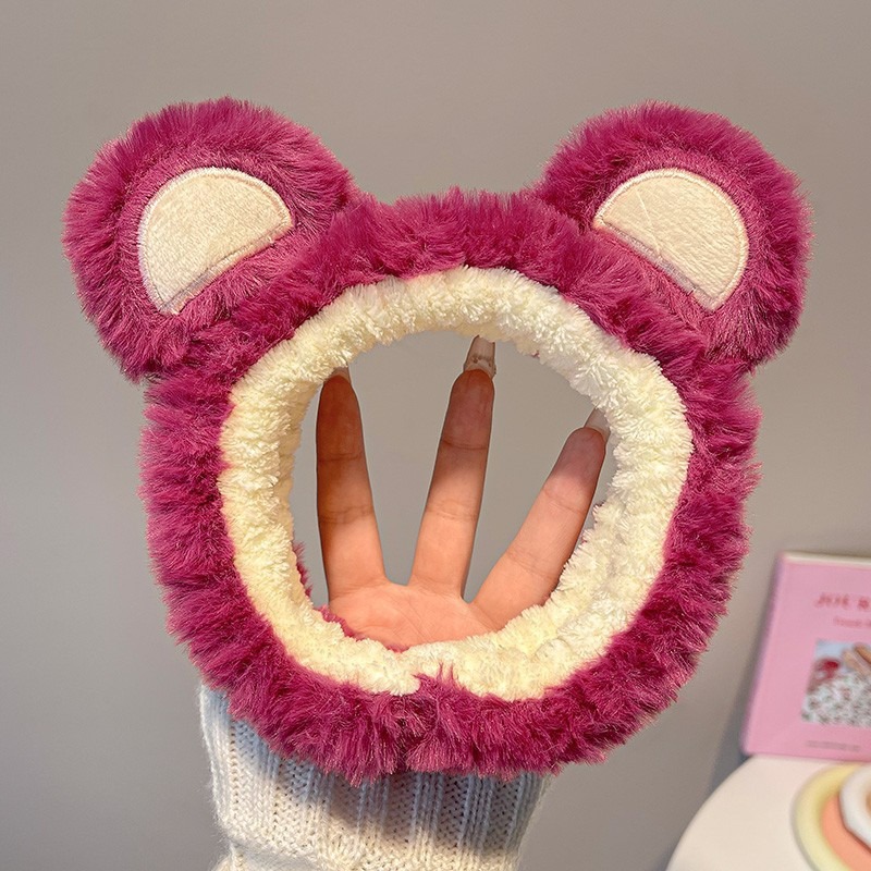 Red de fresa oso de peluche correa de cabello otoño y invierno lindos lavados de la cara correa de cabello para el cabello para salir al amplio lote de pinzas de cabello