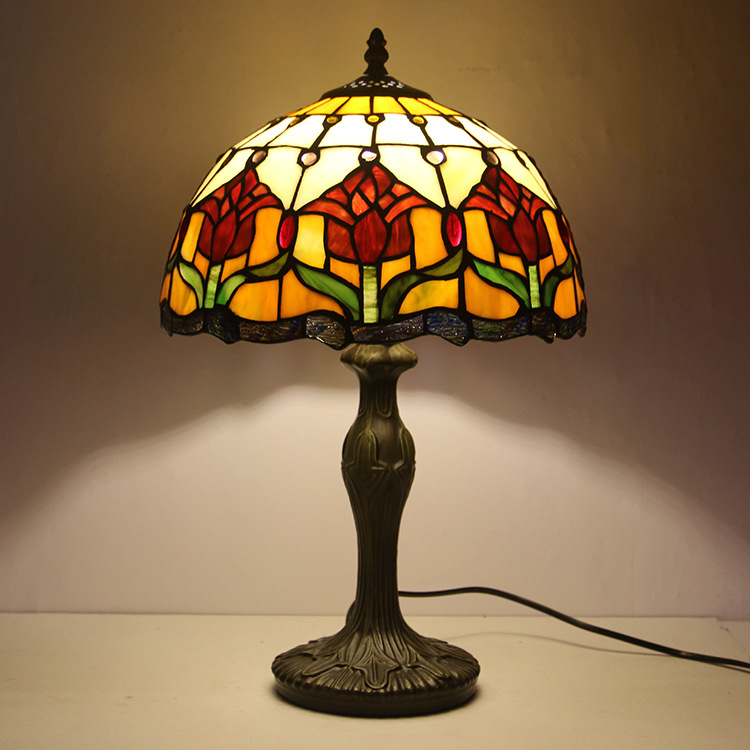 Yang Feng Table Lamp Pastoral Retro Bedroom Study Classic Decorative Table Lamp Stained Glass 12-inch Lampshade Work