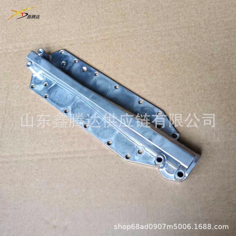 Pc200-3 Excavator Parts Engine Oil Cooler 6D1256150-61-2123 Side Cover