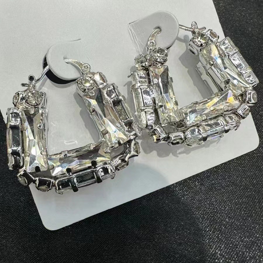 Elegant Retro Hoop Earrings With Niche European Design_voghion.com