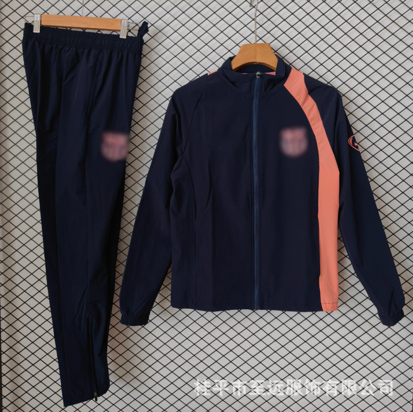 Brasileño chaqueta de asalto con capuchón, abrigo a prueba de viento, abrigo a prueba de agua, fábrica de fuentes deportivas, ropa de entrenamiento de fútbol al por mayor image 43