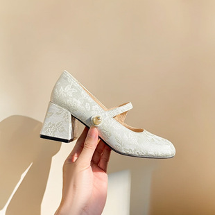 �͹Ŭ�����Ьɽ�軨2024����ʽ���L��Ь���R��ȹƽ�׸߸�Ь����Ь