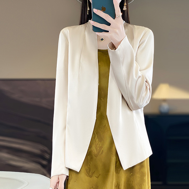 Casual fashion suit for women Spring New elegant slim fit small short acetate White small suit jacket