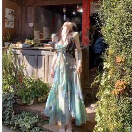 一颗甜桃yikett林间浮夏吊带气质连衣裙女波西米亚晕染显长裙子