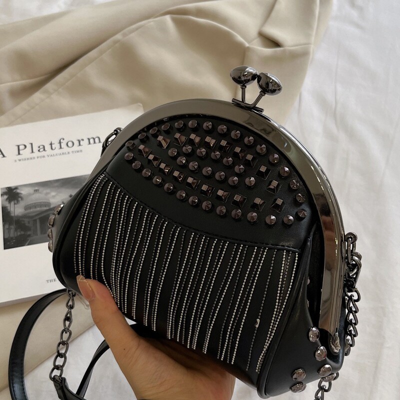 Amazon's New Cross-Border Retro Shell Bag Women's Foreign Trade Chain Tassel Shoulder Crossbody Bag Texture Shell Bag