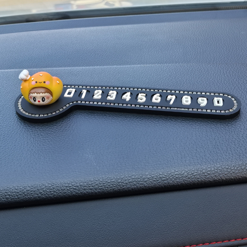 Coche creativo placa de número de estacionamiento temporal muñeca linda rabu pan coche coche coche móvil teléfono móvil mujer