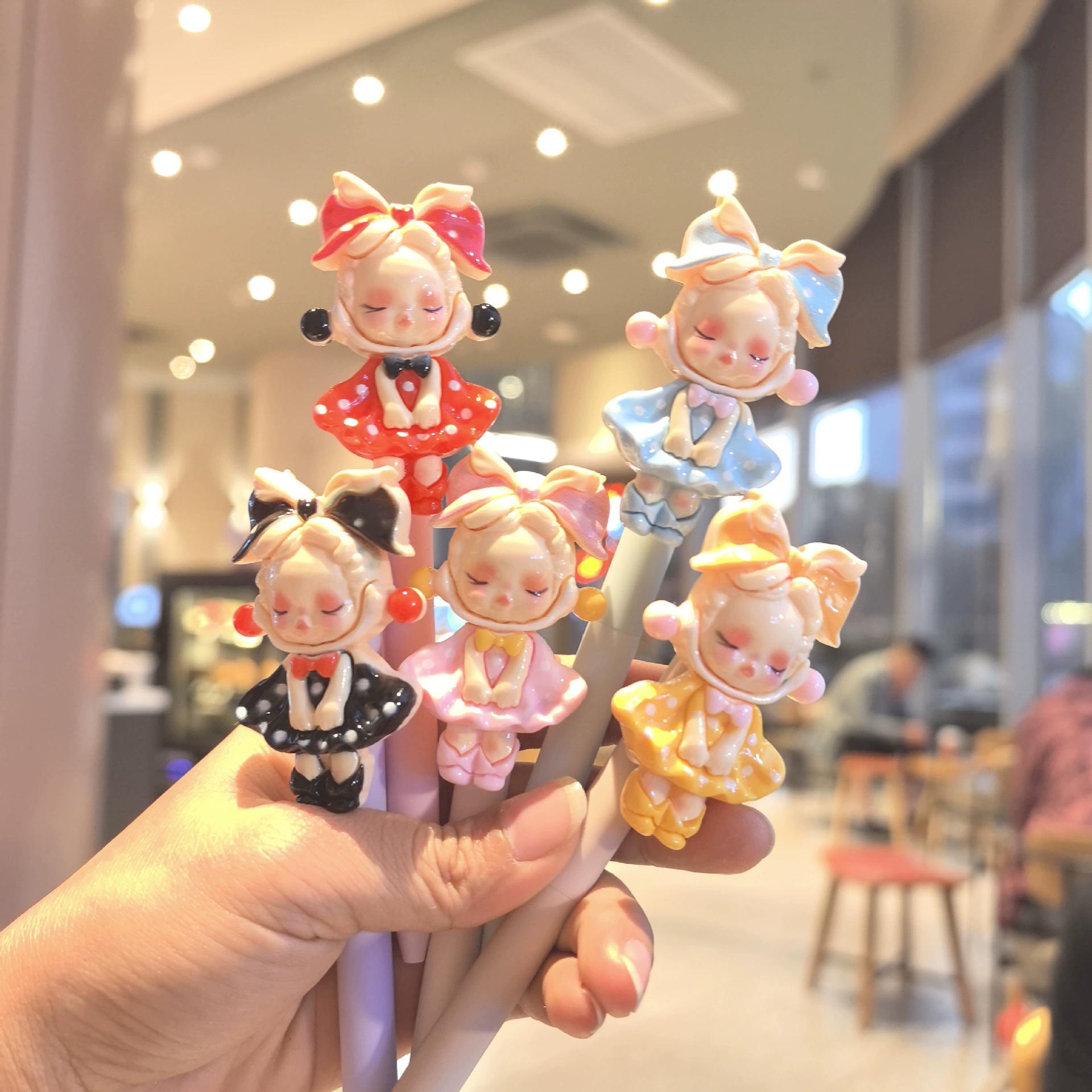 Big cute rollerball pen, high quality crayons, quick dry smooth gift pen