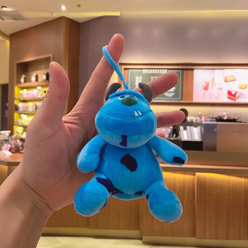 ぬいぐるみのかわいいアクセサリーのぬいぐるみのペンダント卸売りのおもちゃの子供のかばんの漫画の子供の鍵は子供の機械をつかみます。