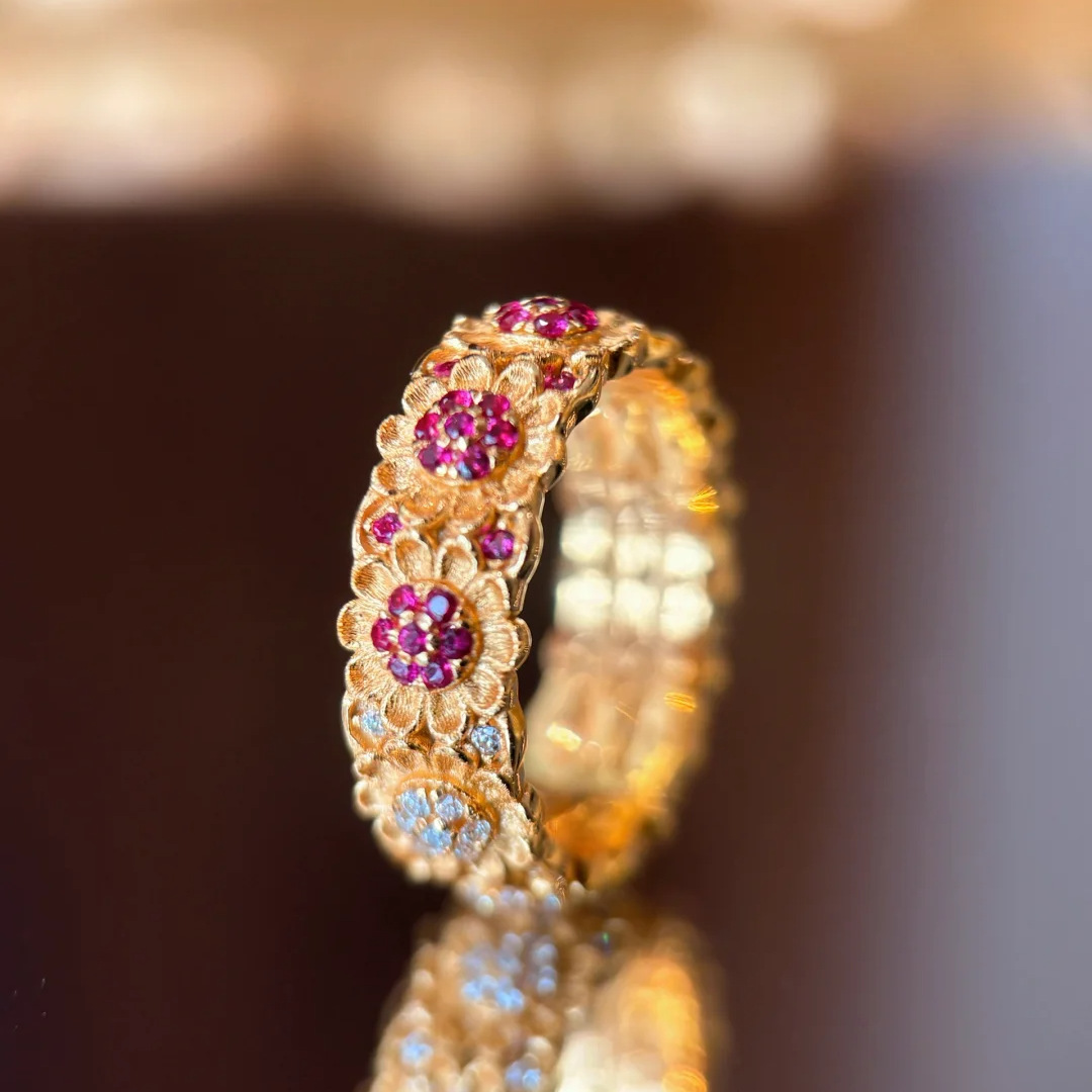 Vintage Sunflower Ring With Red Corundum And White Diamonds_voghion.com