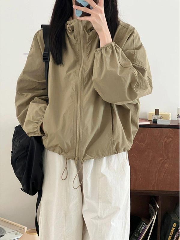卡其色短款登山服冲锋衣外套女春秋秋季薄款防风工装夹克运动上衣|undefined