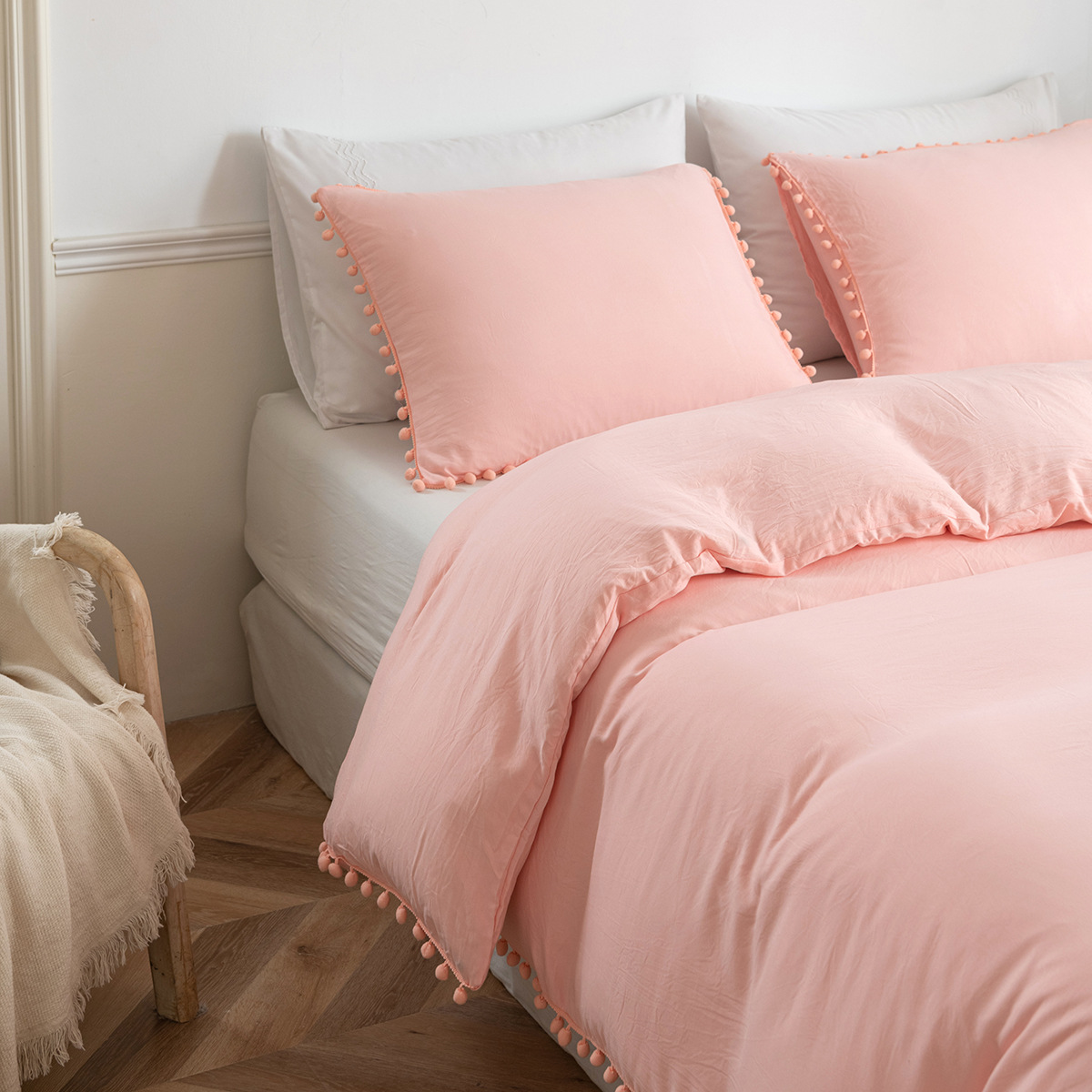 Bedding and home textile three piece set, solid color washed cotton hanging ball style duvet cover set_voghion.com