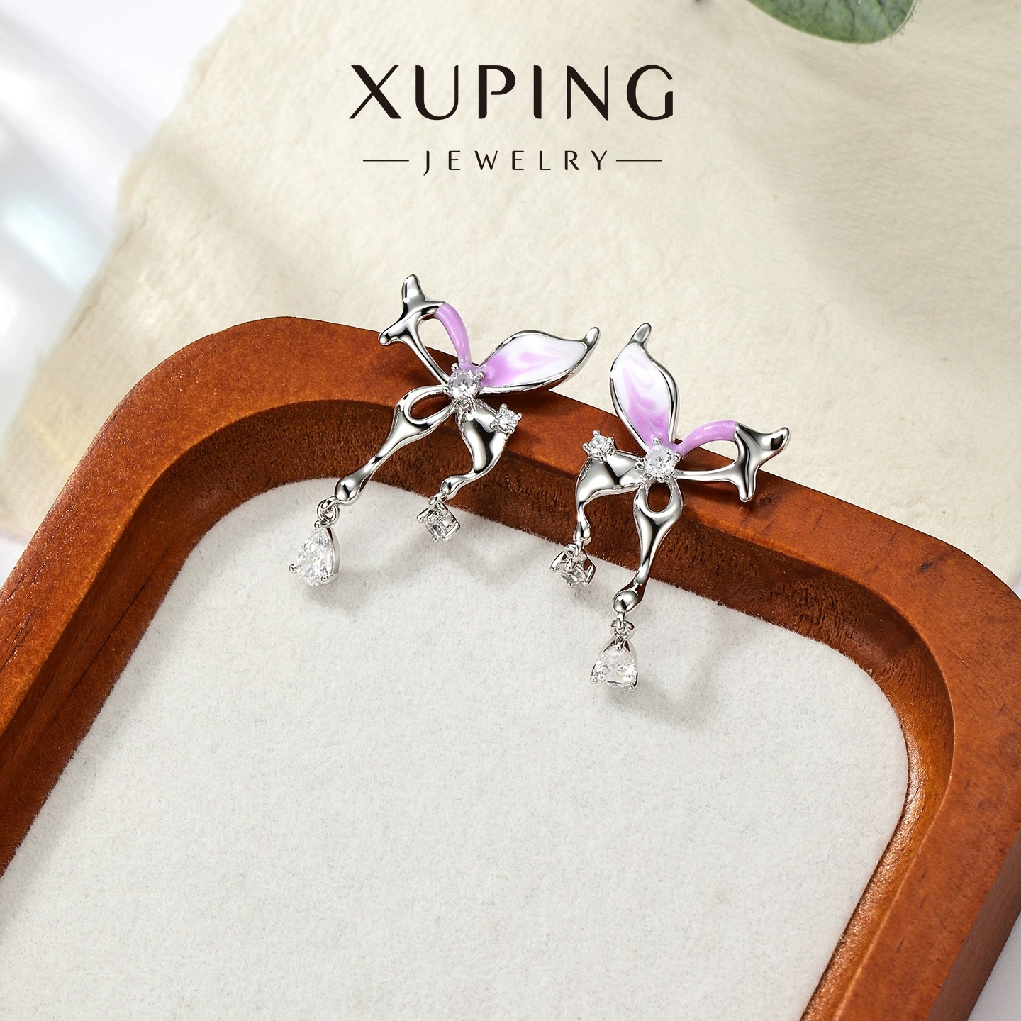 Xuping goteo de aceite serie de aretes de mariposa púrpura suave ventana boquilla nicho temperamento dulce pernos de orejas para mujeres image 7