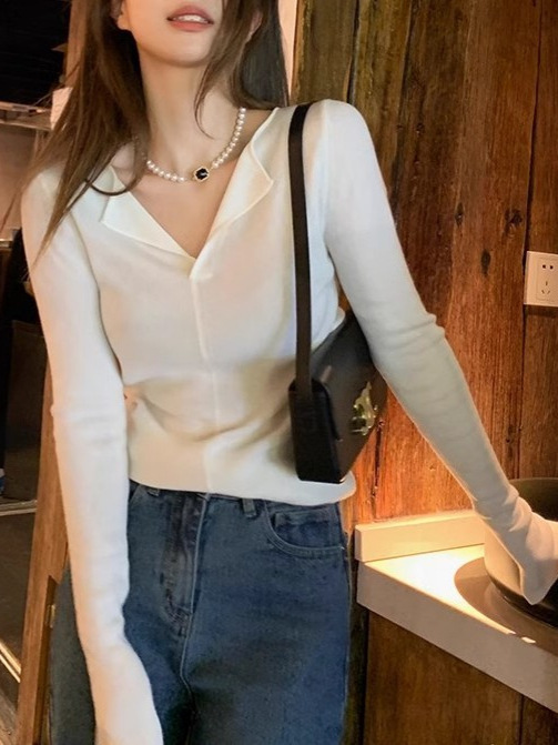 红色v领新年圣诞针织打底衫女秋冬新款保暖内搭纯欲风长袖毛衣|undefined