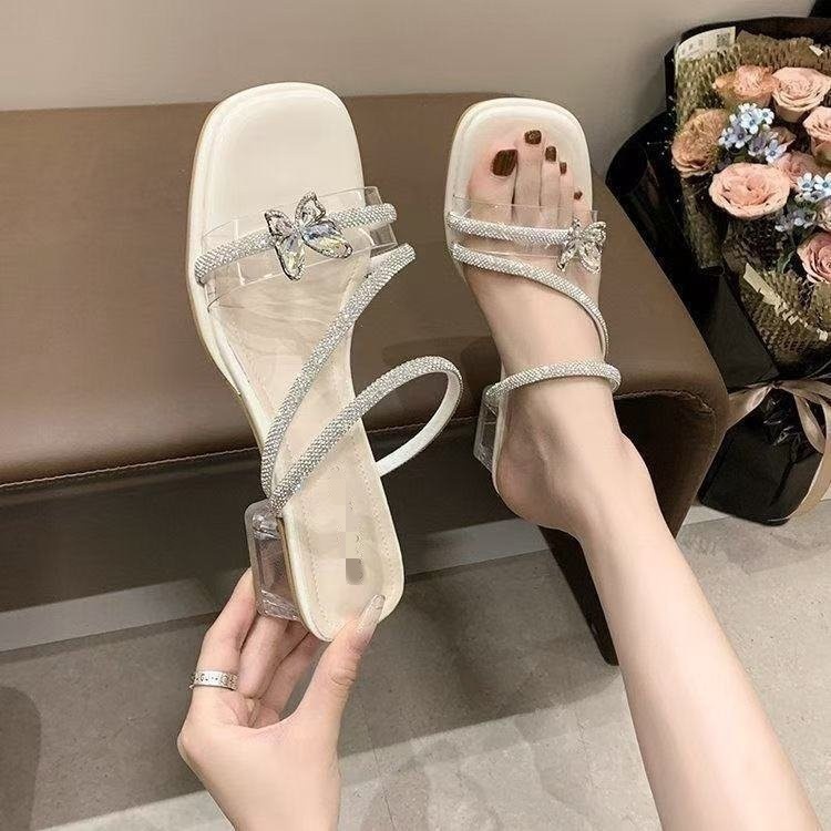 Hermosas sandalias de diamante de hadas con falda 2026 verano nuevo arco brillante cristal zapatillas de talón grueso