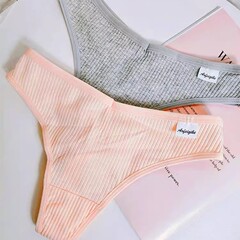 欧米の女性の下着の運動のフィットネスの純色のストライプのねじの綿の低い腰の跡のない綿のシンプルな三角tズボン