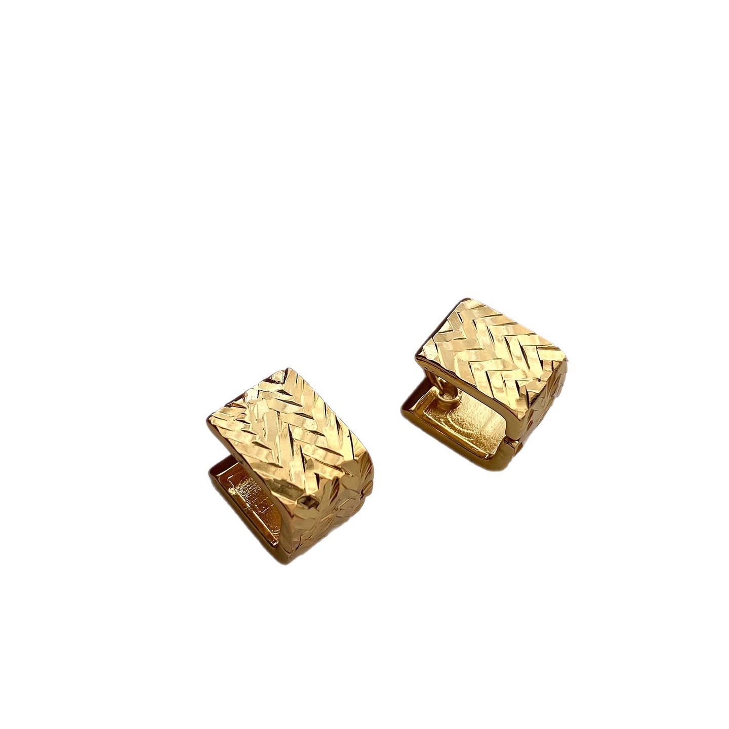 Geometric Diamond Weave Square Hoop Earrings In Vintage Style_voghion.com