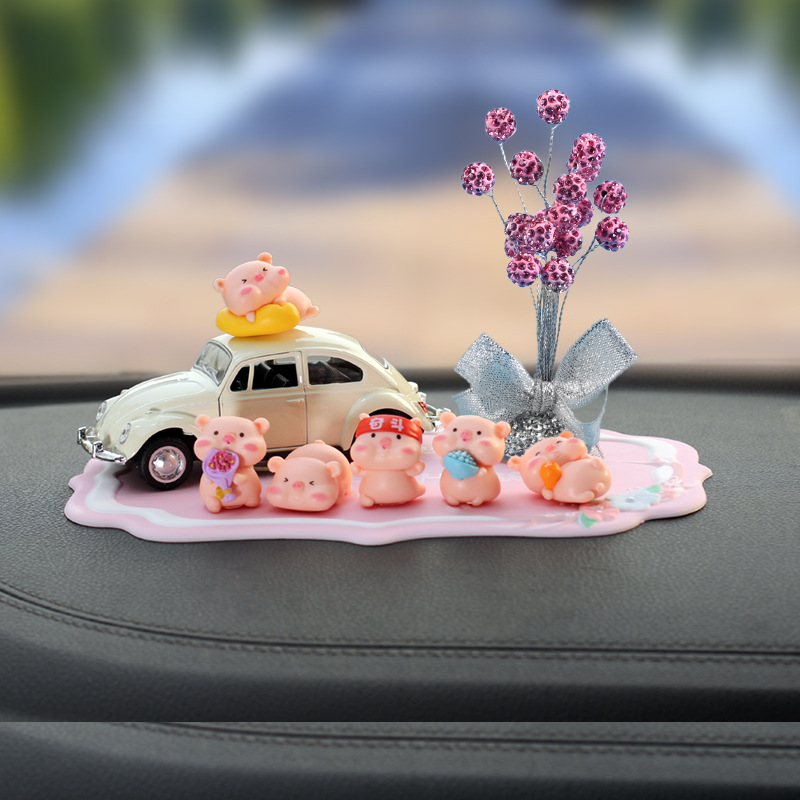 Coche rojo rojo neto cerdito adornos de coche diosa consola central de coche con incrustaciones de diamantes decoración de macetas creativo y lindo