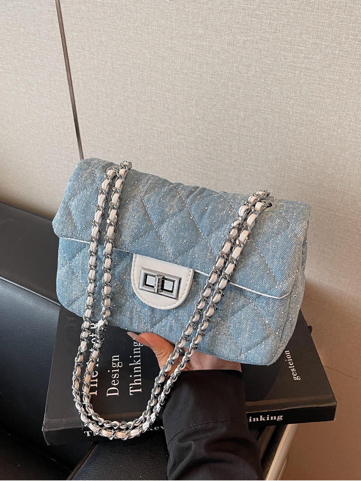 Tendencia de moda denim bolso de cadena de bolso cuadrado 2025 nuevo pequeño viento de fragancia superfuego bolso de hombro ocio bajo la axila