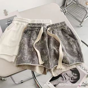 �̈���������Ʒ���ۿ�Ů�b������Ʒ��}�ļ����e�\����ȶ�ѝŮ��