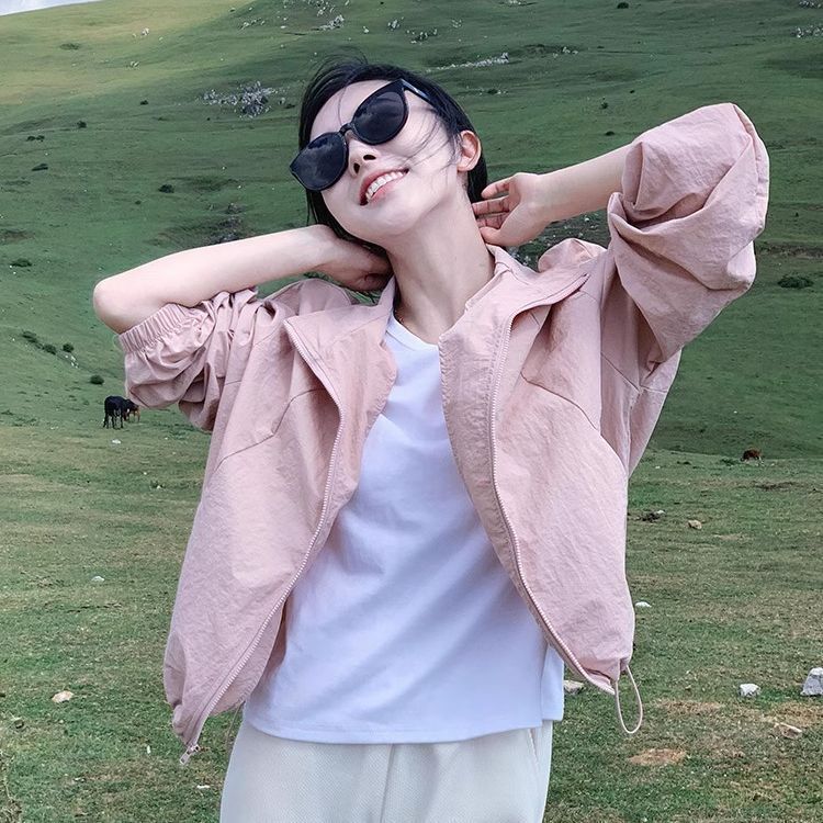 好看冲锋衣外套轻薄短款防晒春秋女新款美式夹克粉色感超|undefined