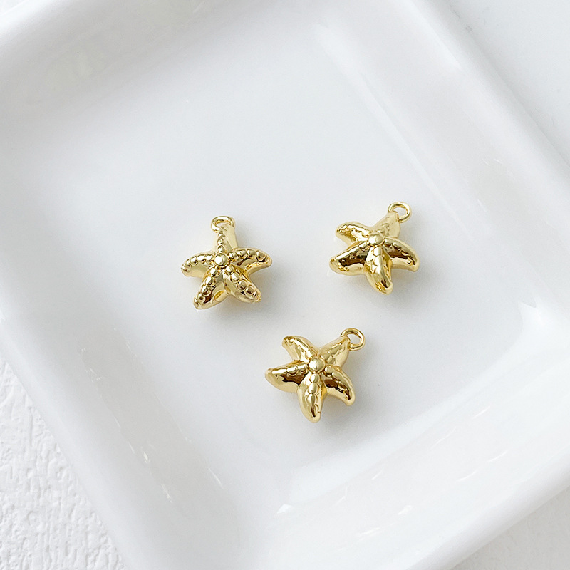 4g Weight Pendant Jewelry Making Type 18K Gold Plated Plating Material DIY Jewelry Accessories Classification 1 Piece Quantity Copper Material Starfish, Dolphin Pattern Plating Design Retro, Marine Style Style 1 Piece Copper 18K Gold Plated Starfish Dolphin Pendant 7